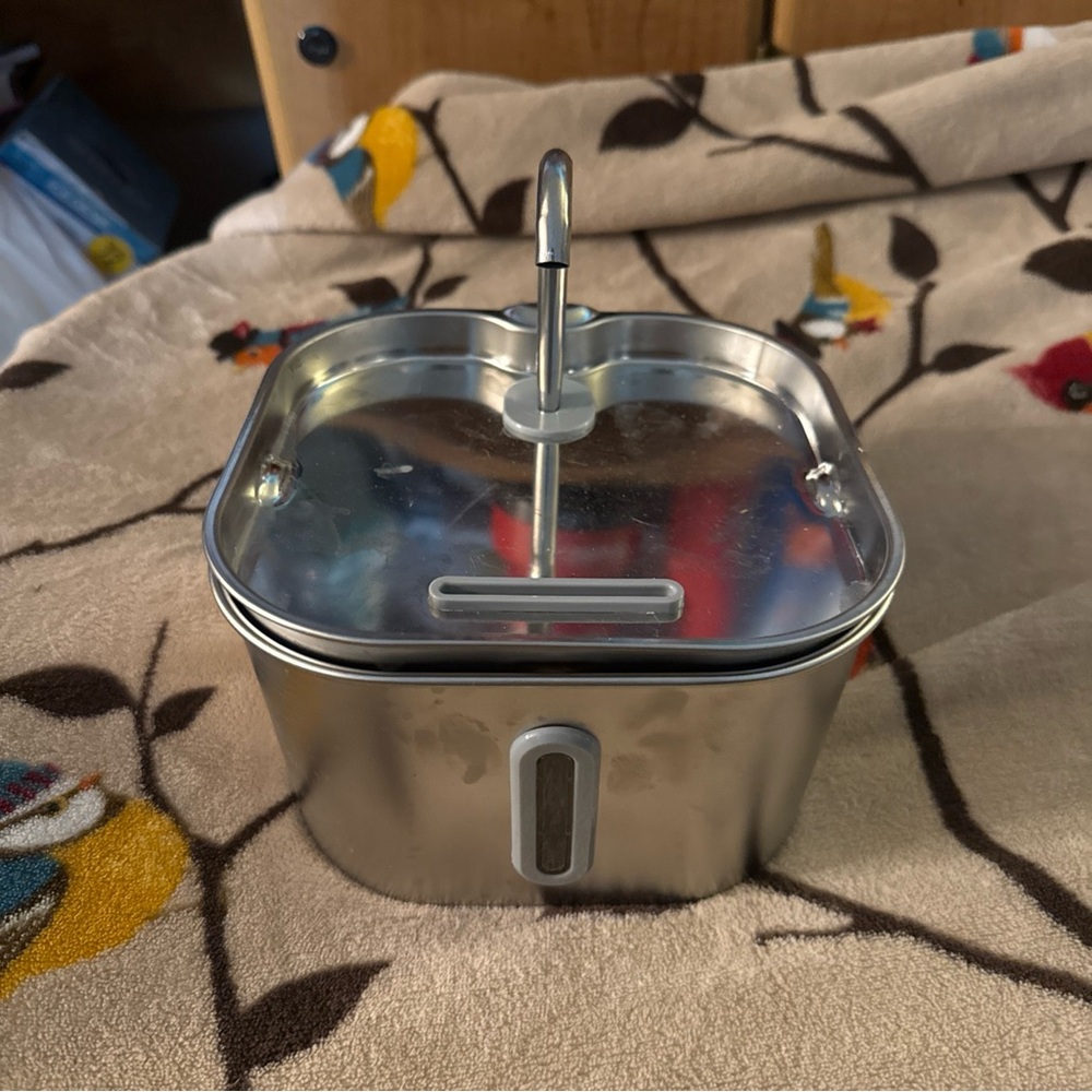 Stainless Steel kitty spout water fountain